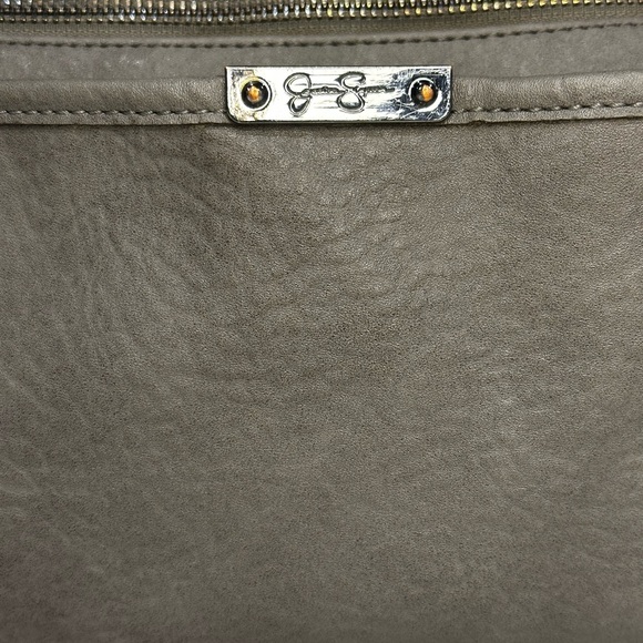 EUC Grey Jessica Simpson Shoulder Bag - Picture 3 of 6